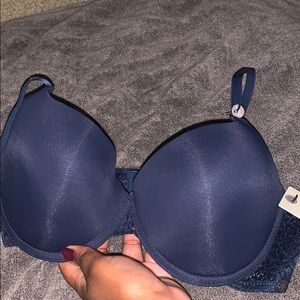 Navy blue bra with underwire